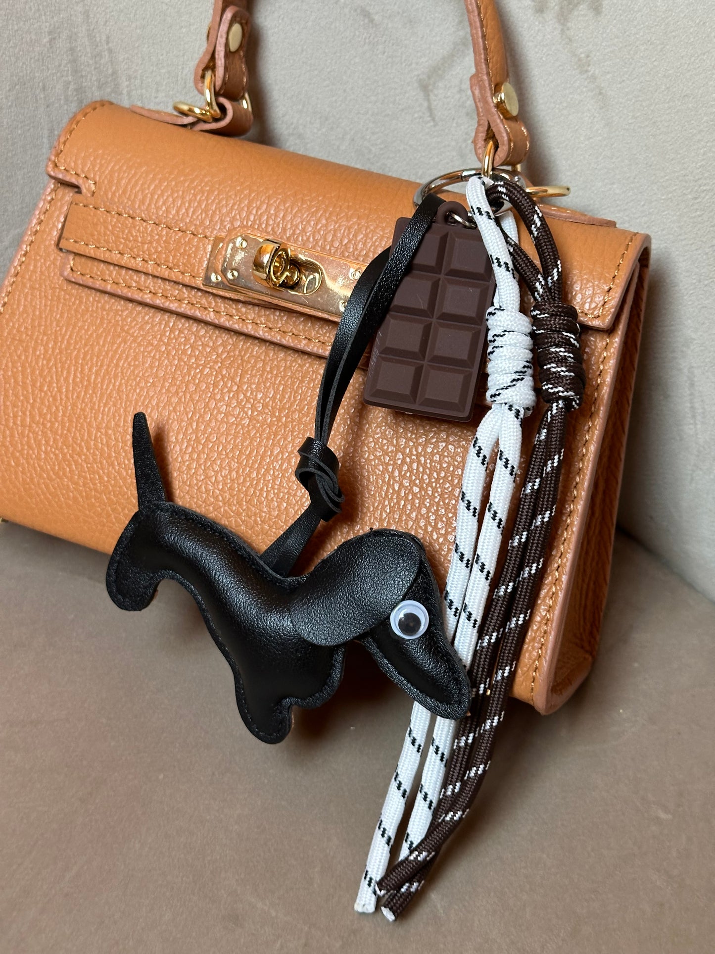 Charm Bag Bassotto