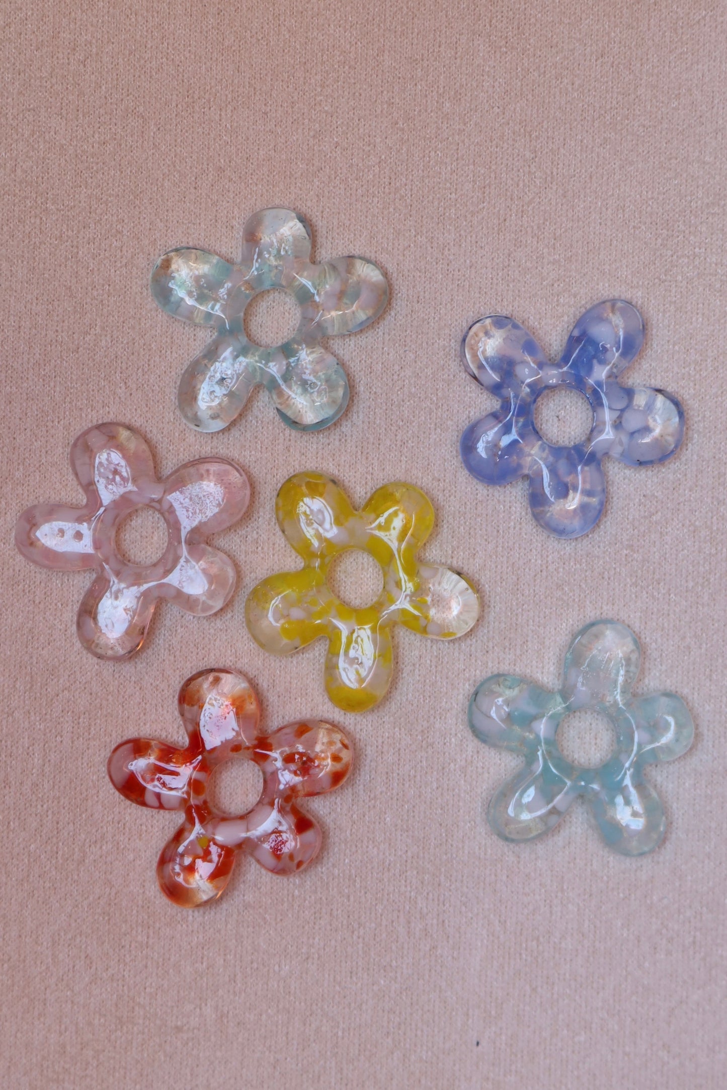 Charm Luminosa