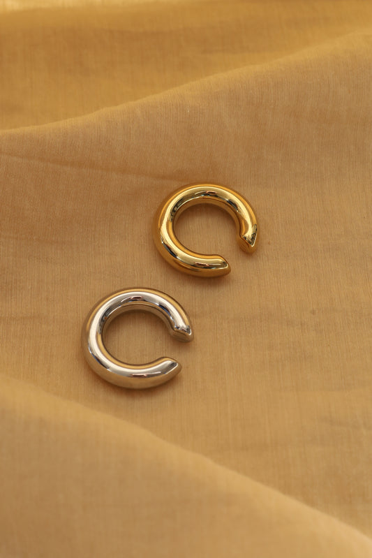 Earcuff Boobs Medium