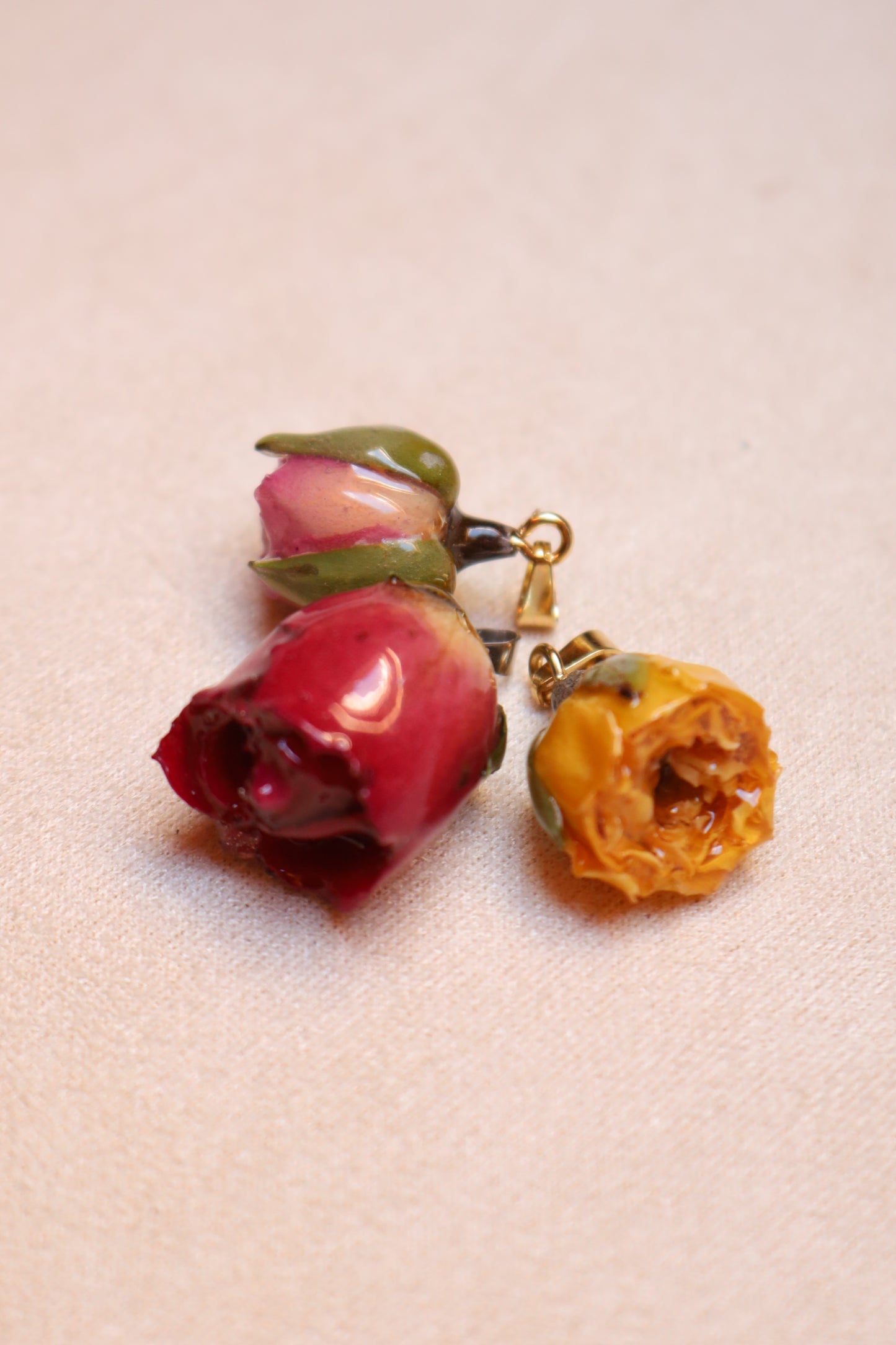 Charm Rosa eterna