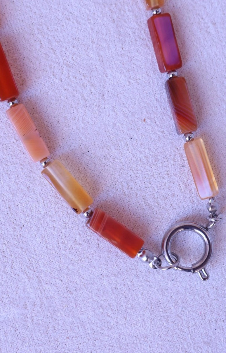 Collana pietre