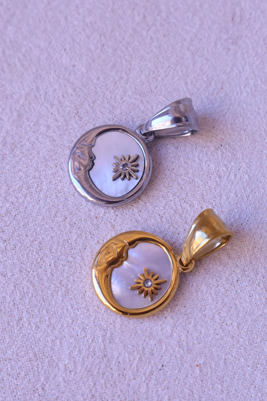 Charm Lunaria
